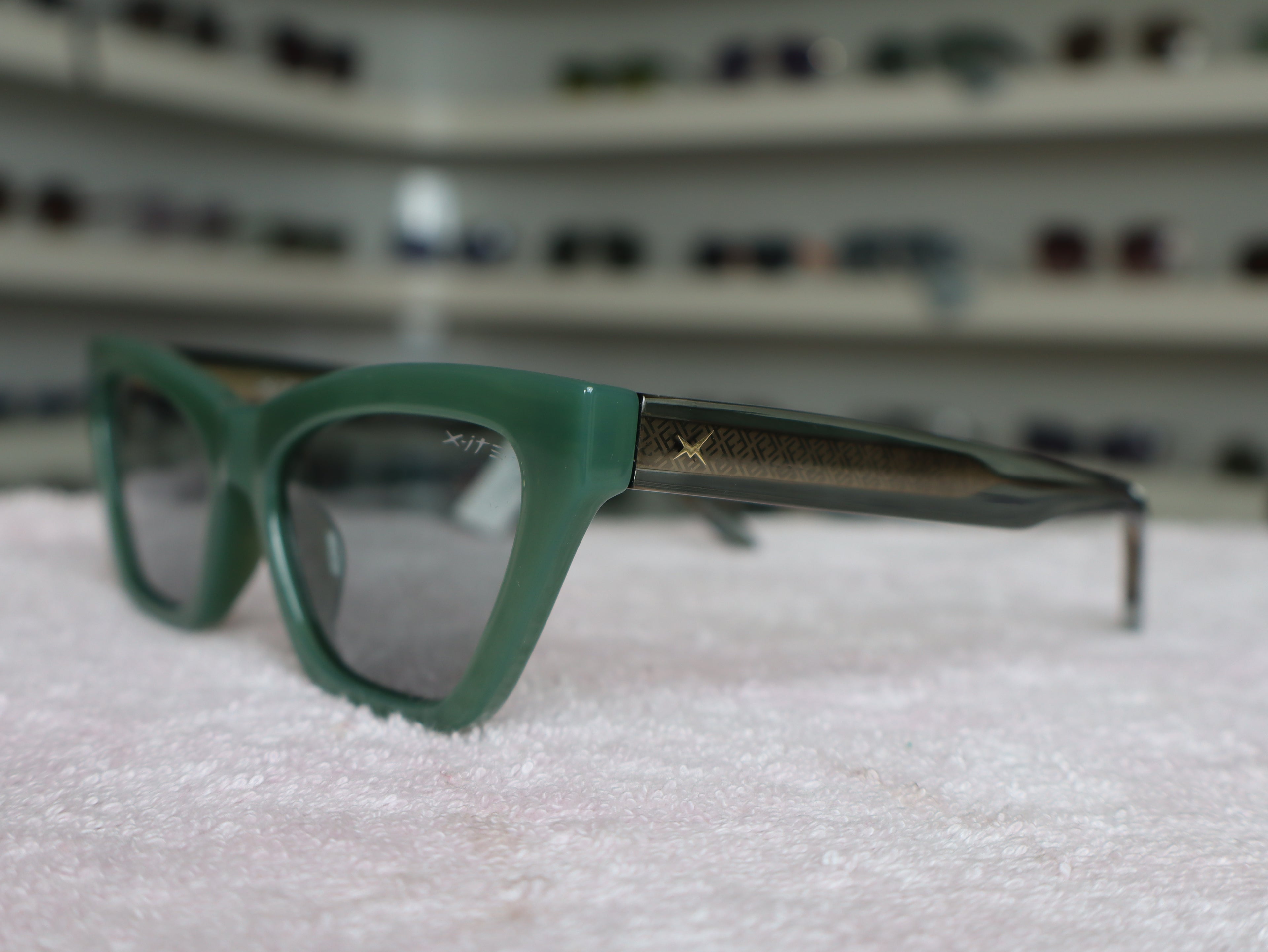 XITE 10402 POLARIZED